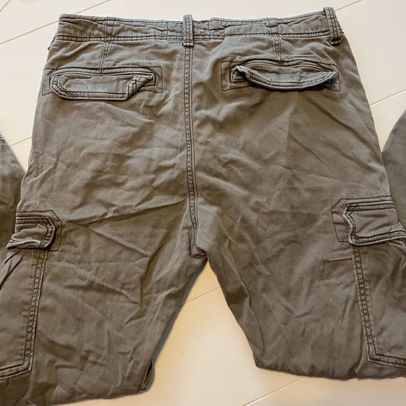 Hollister Cargo Jogger Pant - Picture 5 of 5